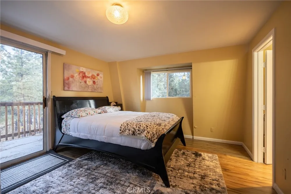 351 Pine Lane Sugarloaf, CA 92386