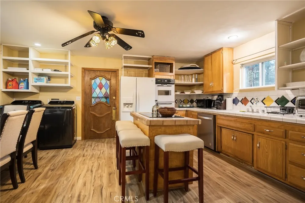 351 Pine Lane Sugarloaf, CA 92386