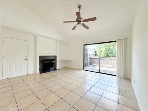 1190 S Winery Avenue #289