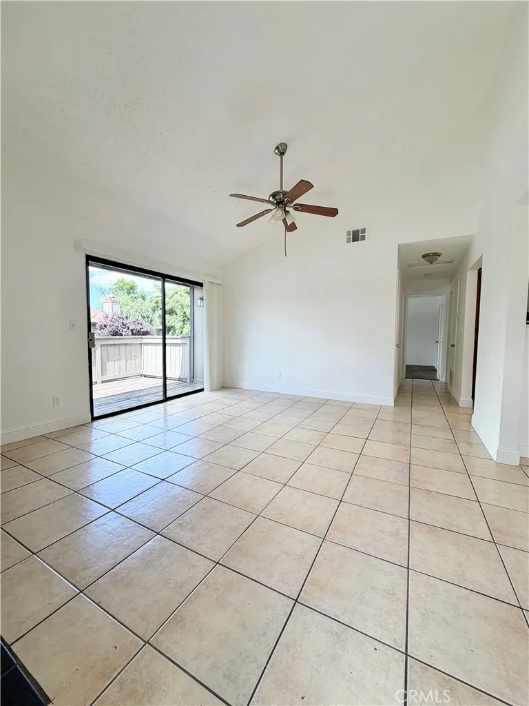 1190 S Winery Avenue #289 Fresno, CA 93727