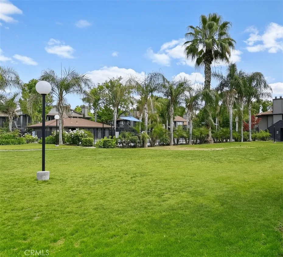 1190 S Winery Avenue #289 Fresno, CA 93727