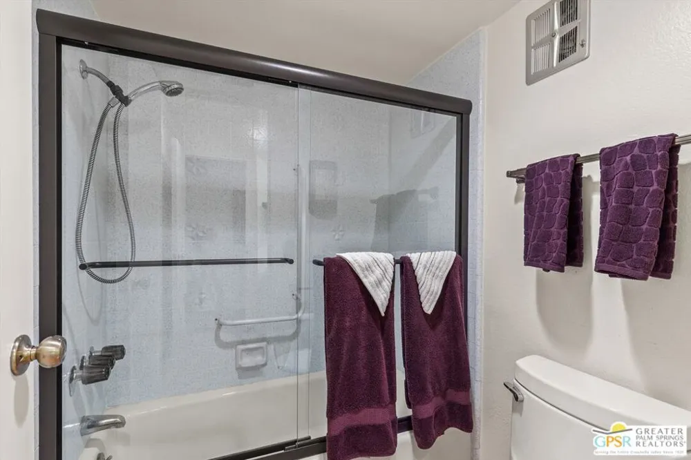 1655 E Palm Canyon Drive #616 Palm Springs, CA 92264
