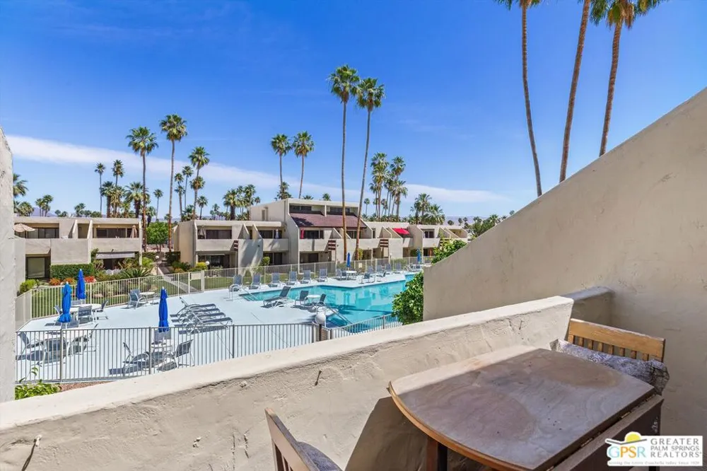 1655 E Palm Canyon Drive #616 Palm Springs, CA 92264