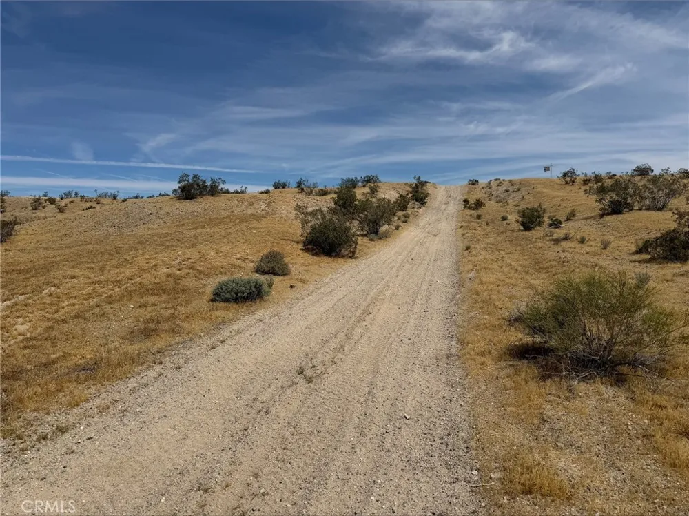 27 Oleander Street Oro Grande, CA 92368