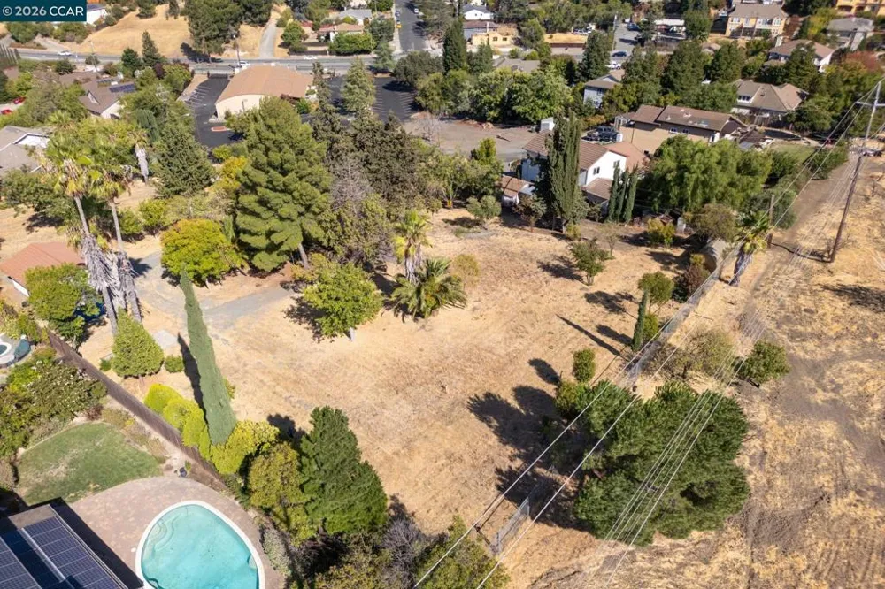1051 Tilley Cir Concord, CA 94518