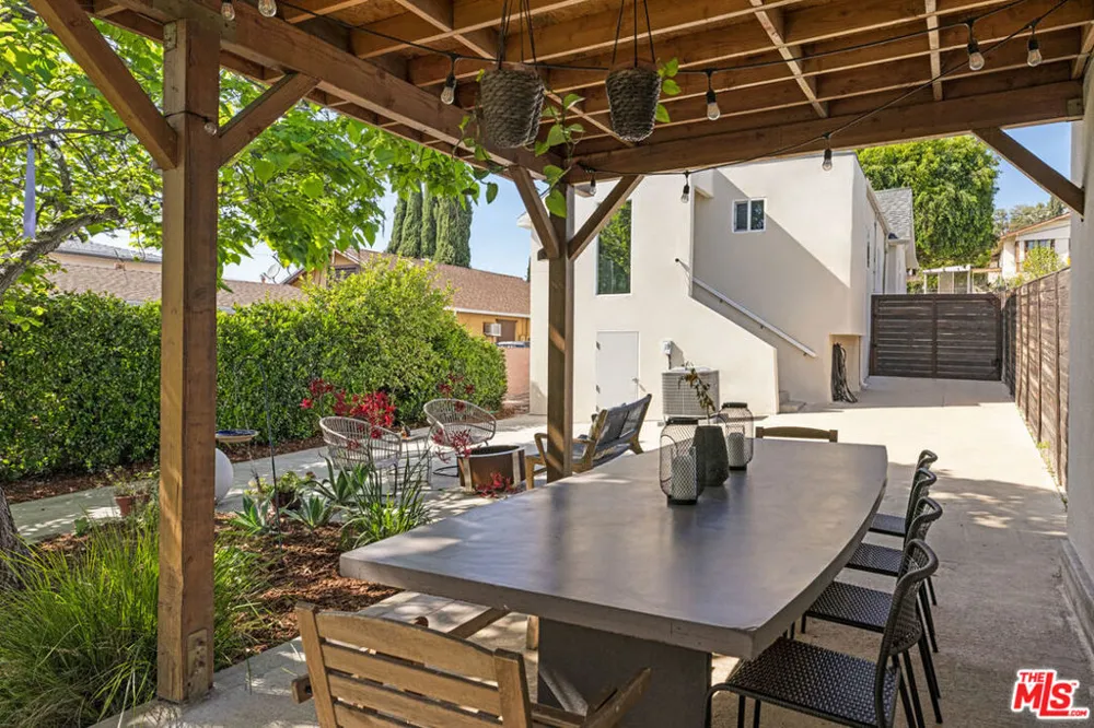 5624 Stratford Road Los Angeles, CA 90042