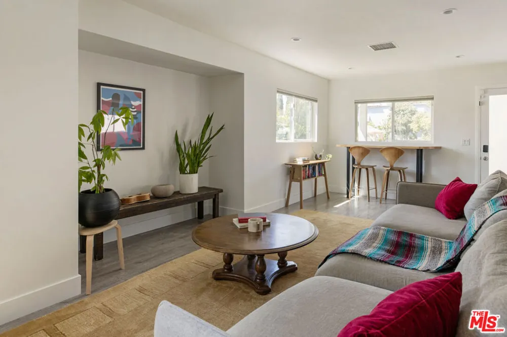 5624 Stratford Road Los Angeles, CA 90042