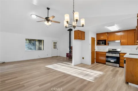 5498 Platt Mountain