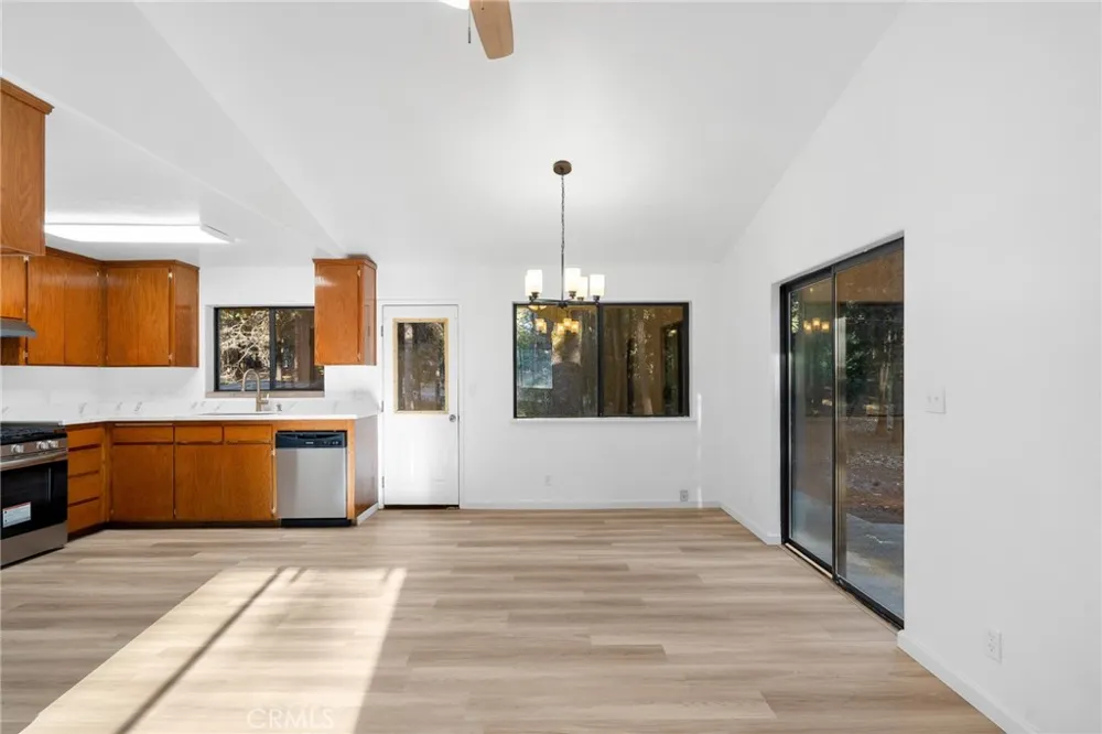 5498 Platt Mountain Forest Ranch, CA 95942