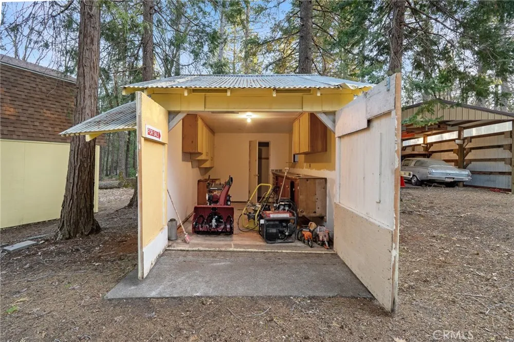 5498 Platt Mountain Forest Ranch, CA 95942