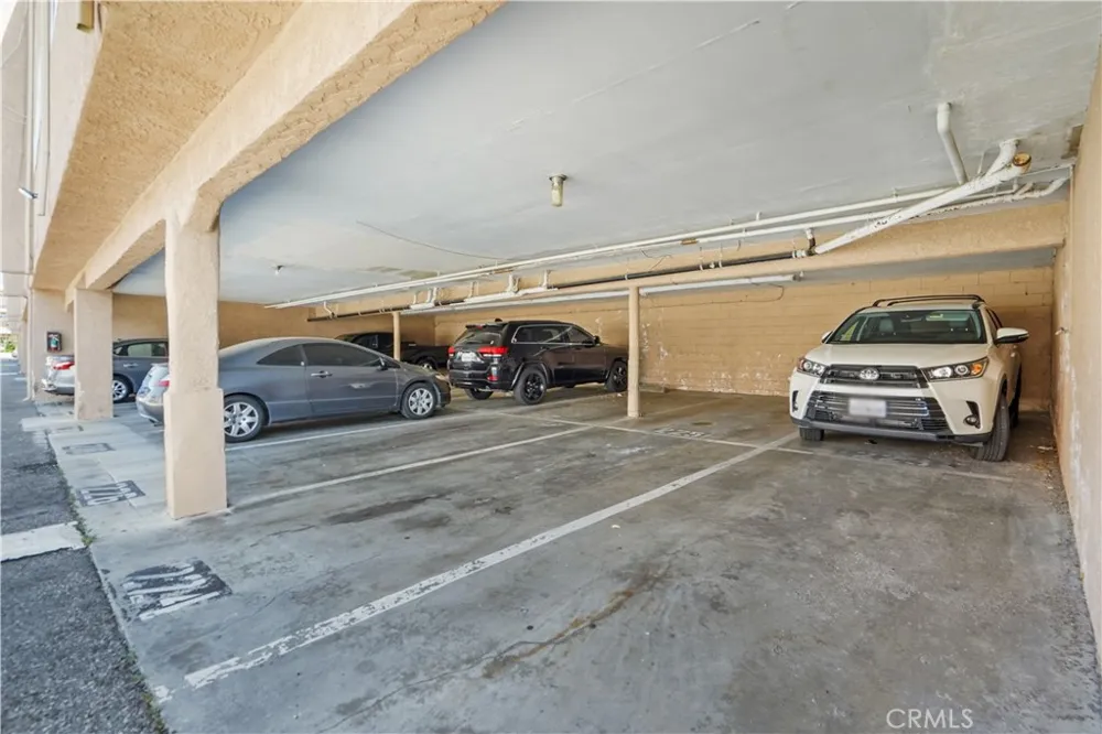 10331 Lindley #150 Porter Ranch, CA 91326