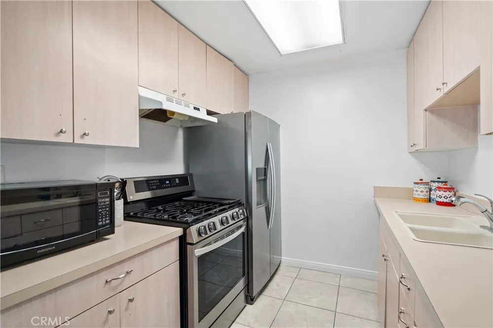 10331 Lindley #150 Porter Ranch, CA 91326