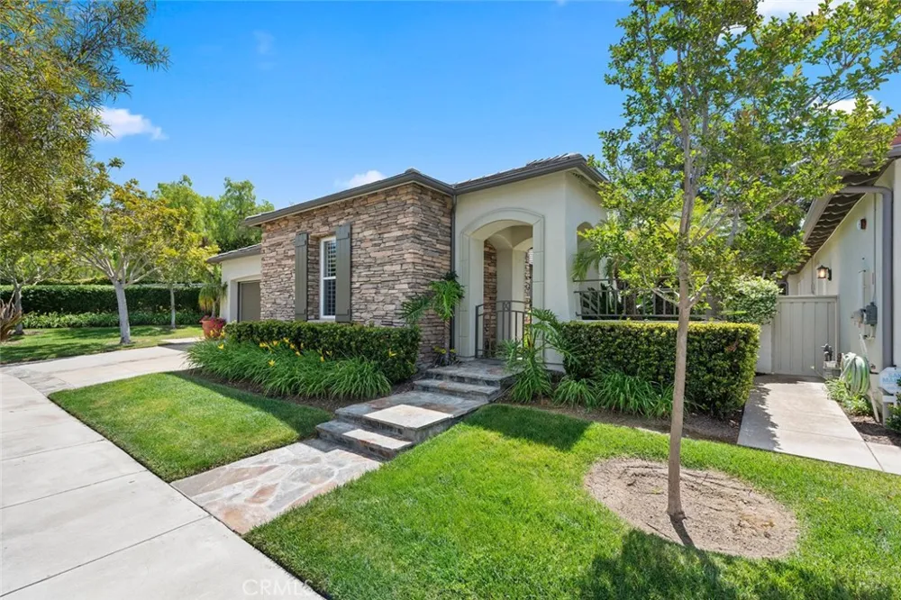 2 Corte Tallista San Clemente, CA 92673
