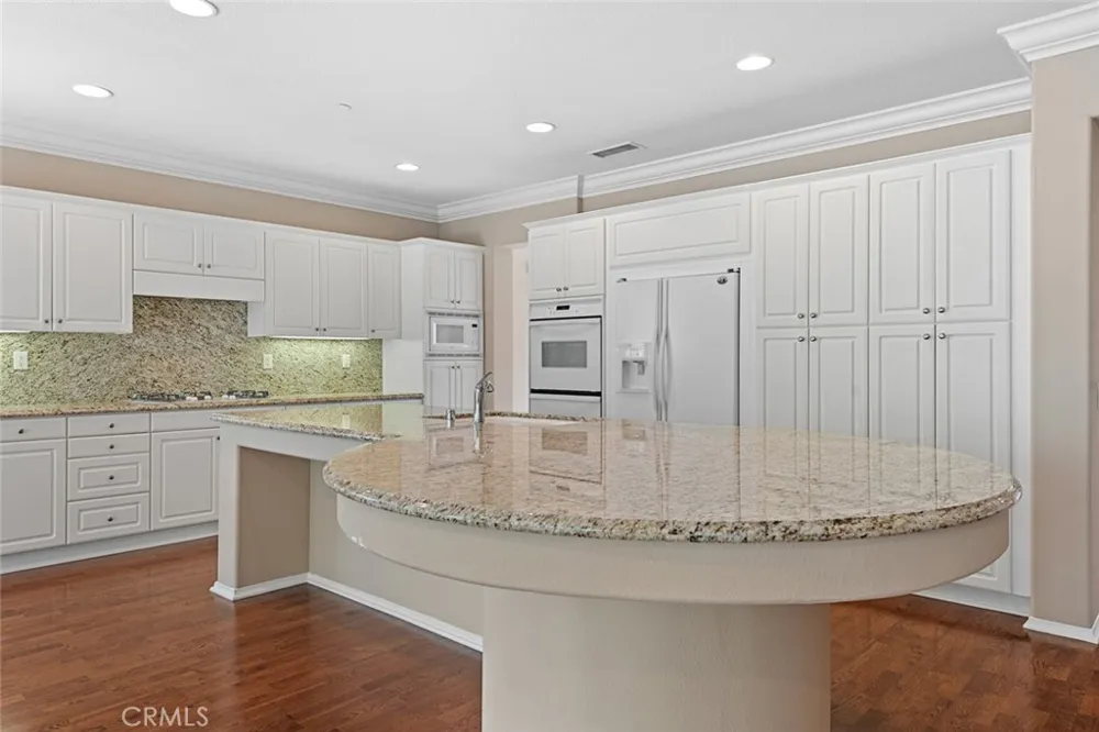 2 Corte Tallista San Clemente, CA 92673