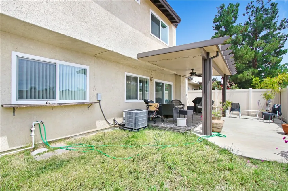 274 Parkview Place Lake Elsinore, CA 92530