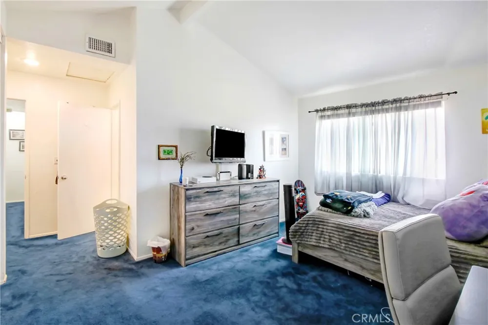 274 Parkview Place Lake Elsinore, CA 92530