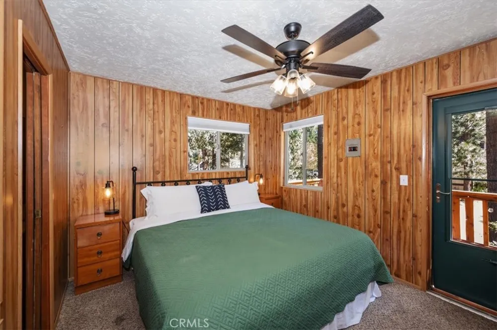 190 Spruce Sugarloaf, CA 92386