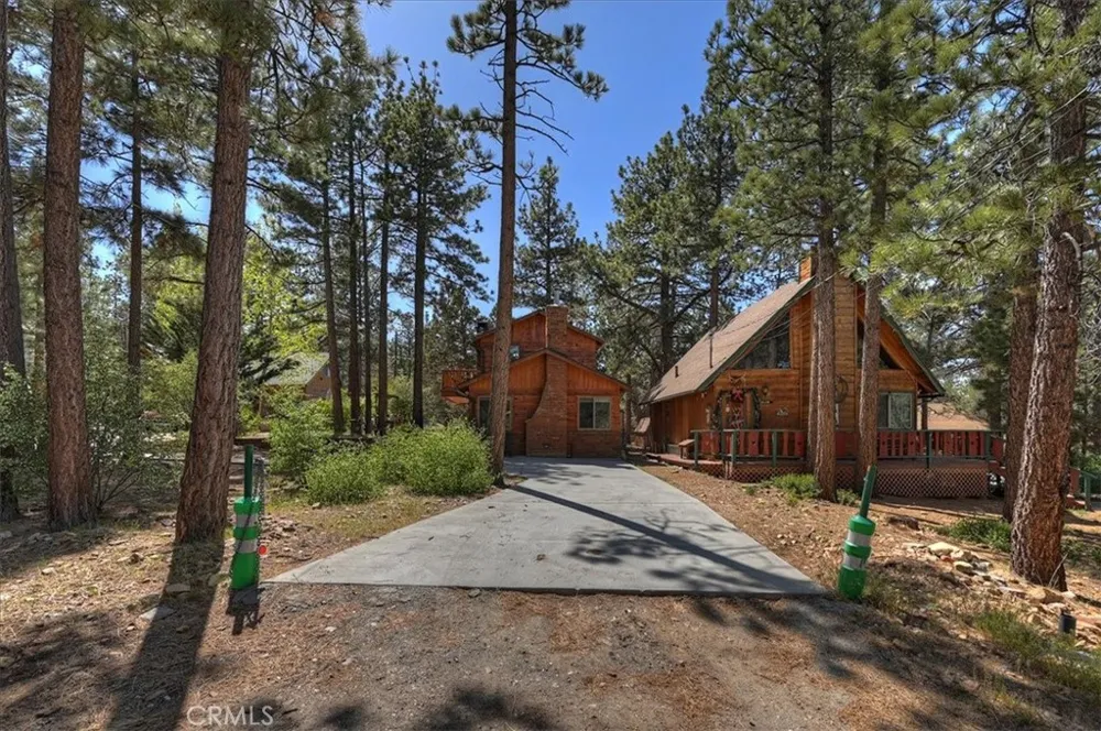190 Spruce Sugarloaf, CA 92386