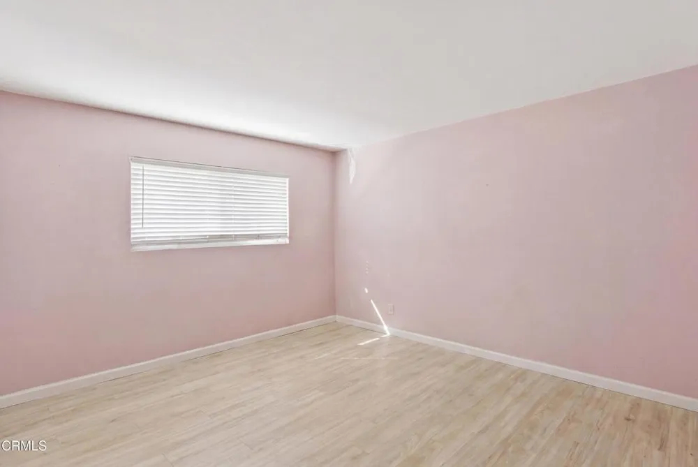 9051 Cedros Avenue #8 Panorama City, CA 91402