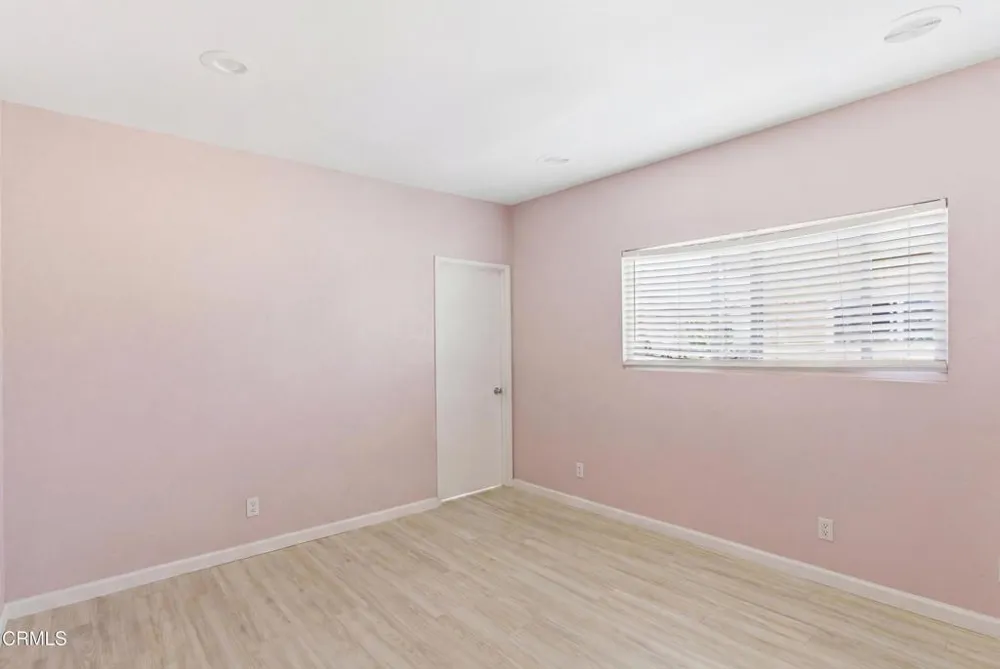 9051 Cedros Avenue #8 Panorama City, CA 91402