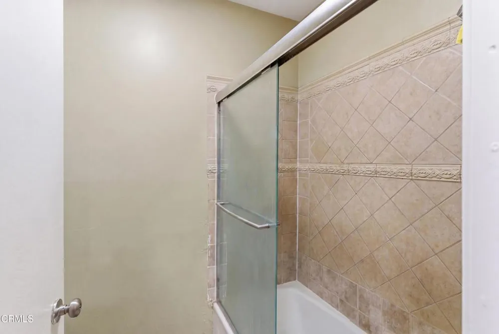9051 Cedros Avenue #8 Panorama City, CA 91402