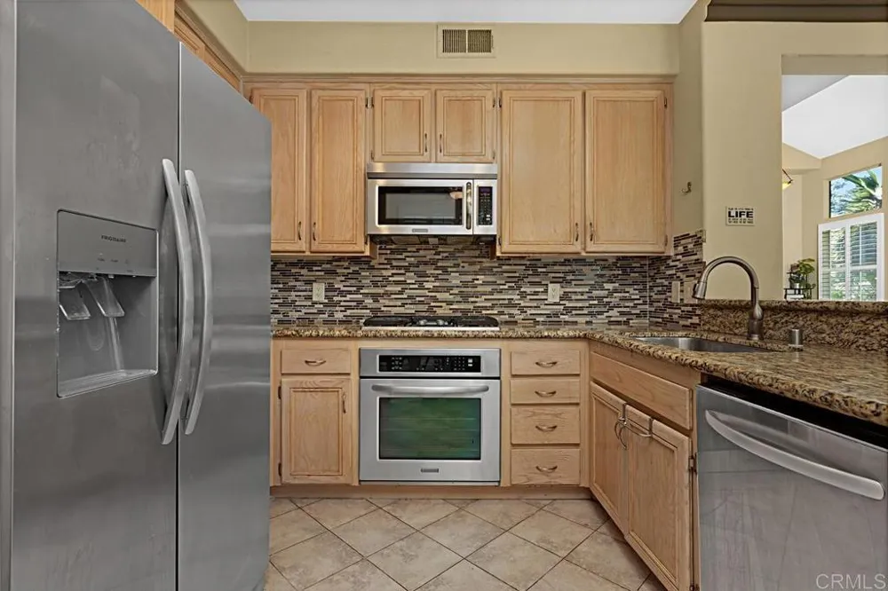 12595 Swan Canyon Place San Diego, CA 92131