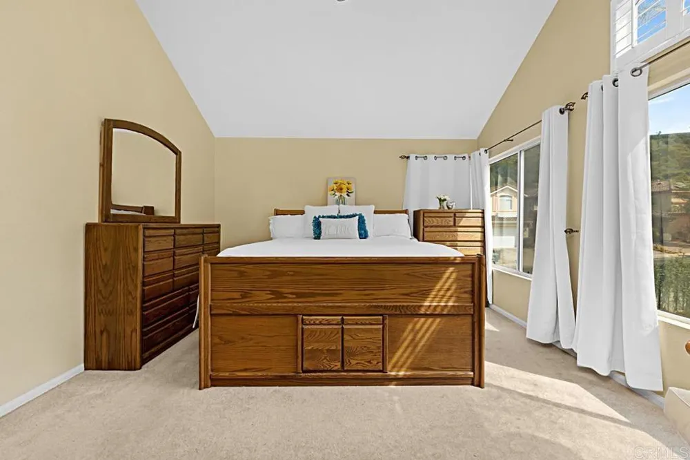 12595 Swan Canyon Place San Diego, CA 92131