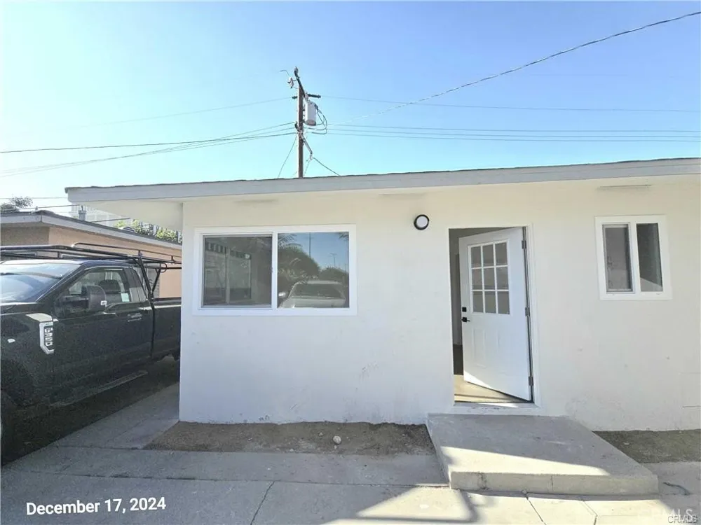 11171 Bullis Lynwood, CA 90262