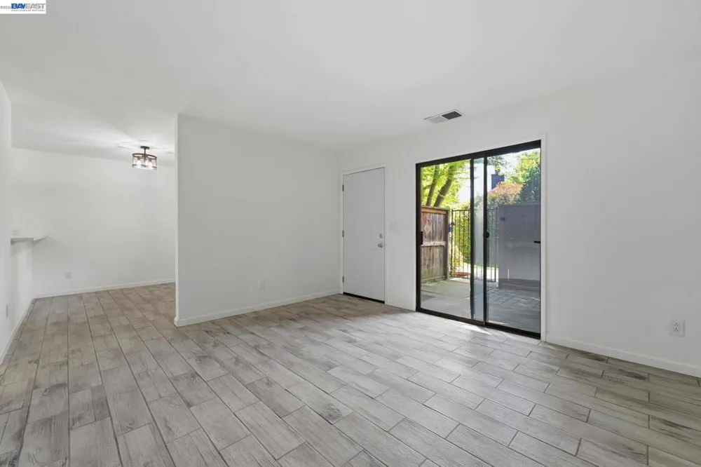1455 Latour Ln #13 Concord, CA 94521