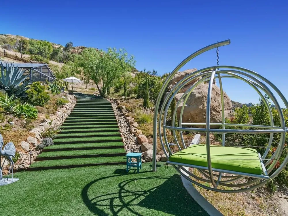 22331 Swenson Drive Topanga, CA 90290