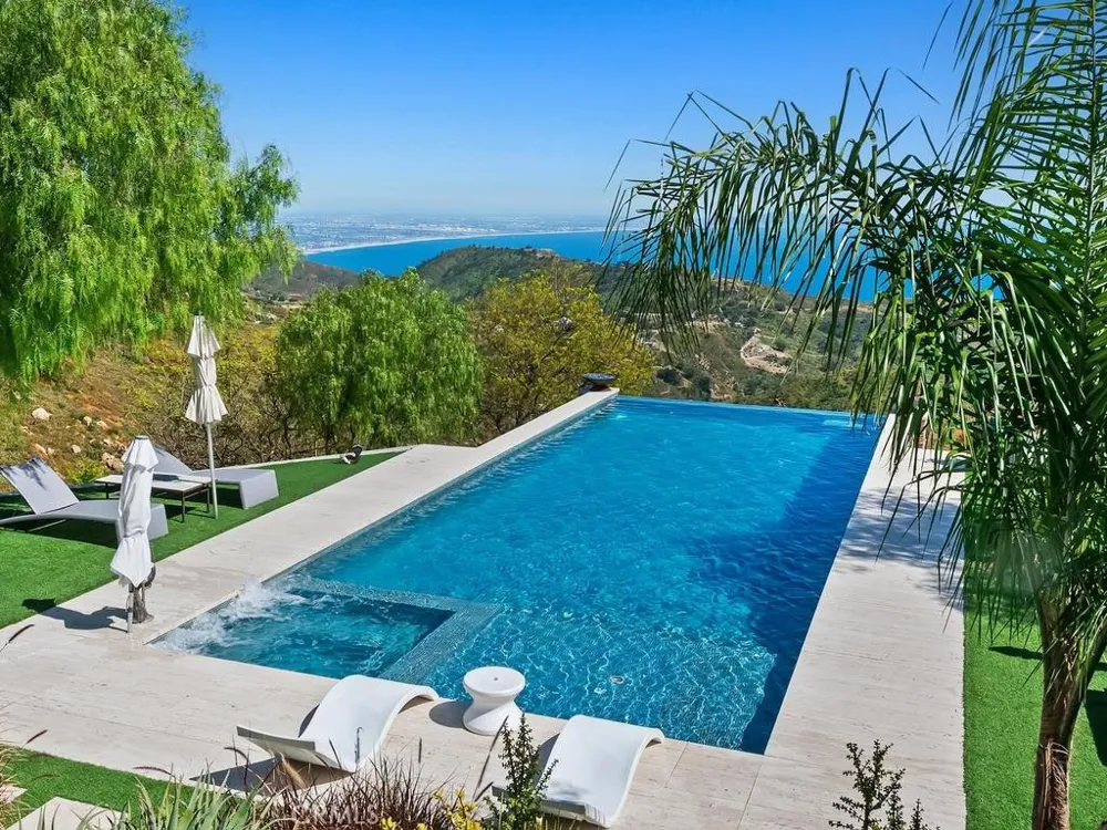 22331 Swenson Drive Topanga, CA 90290