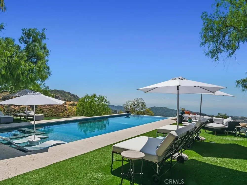 22331 Swenson Drive Topanga, CA 90290