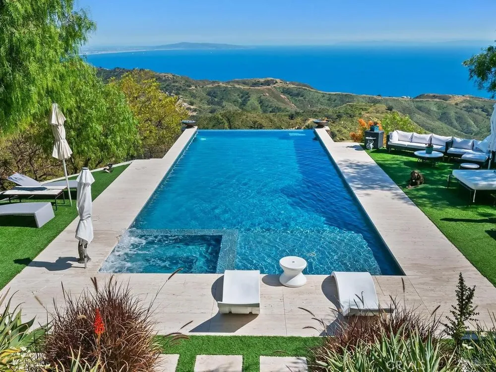 22331 Swenson Drive Topanga, CA 90290