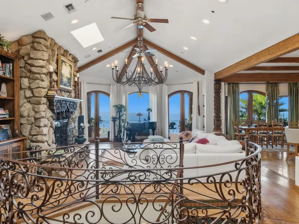 22331 Swenson Drive Topanga, CA 90290