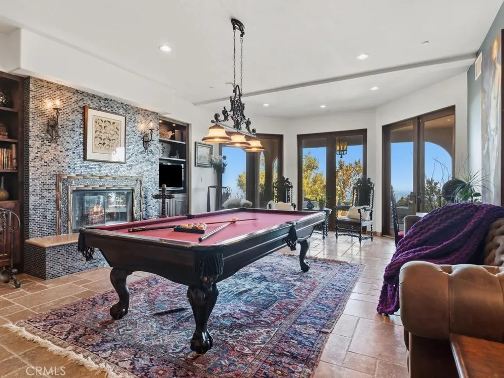22331 Swenson Drive Topanga, CA 90290