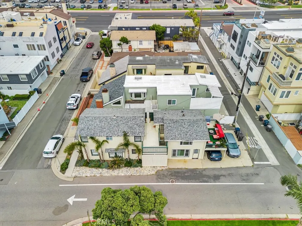 16432 25th Street Sunset Beach, CA 90742