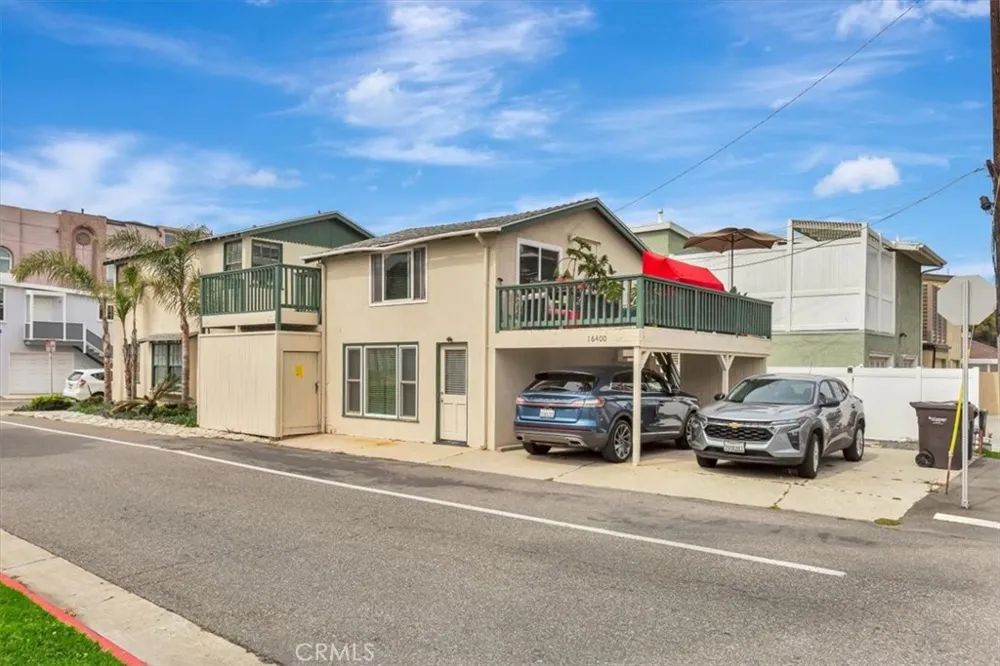 16432 25th Street Sunset Beach, CA 90742