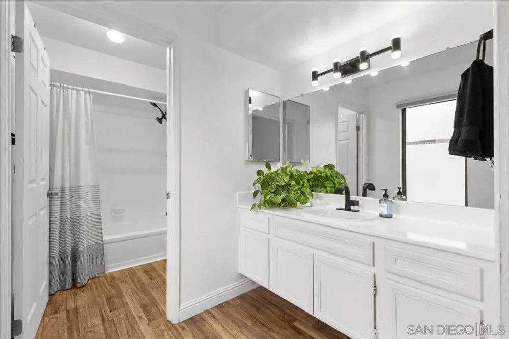 1020 E Washington #97 Escondido, CA 92025