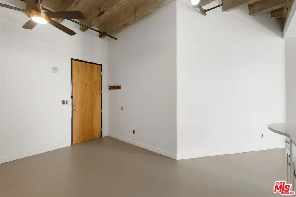 312 W 5th Street #917 Los Angeles, CA 90013