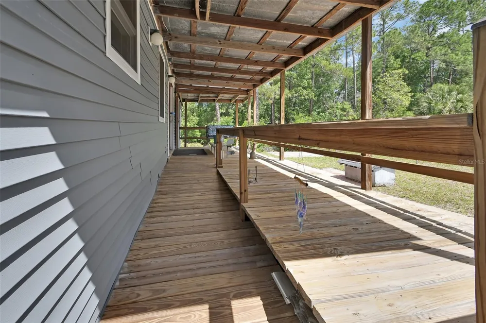 25801 BLUE LAKES DRIVE Paisley, FL 32767