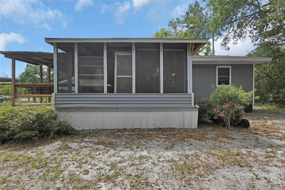 25801 BLUE LAKES DRIVE Paisley, FL 32767