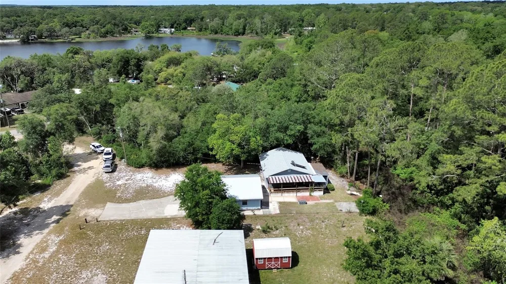 25801 BLUE LAKES DRIVE Paisley, FL 32767