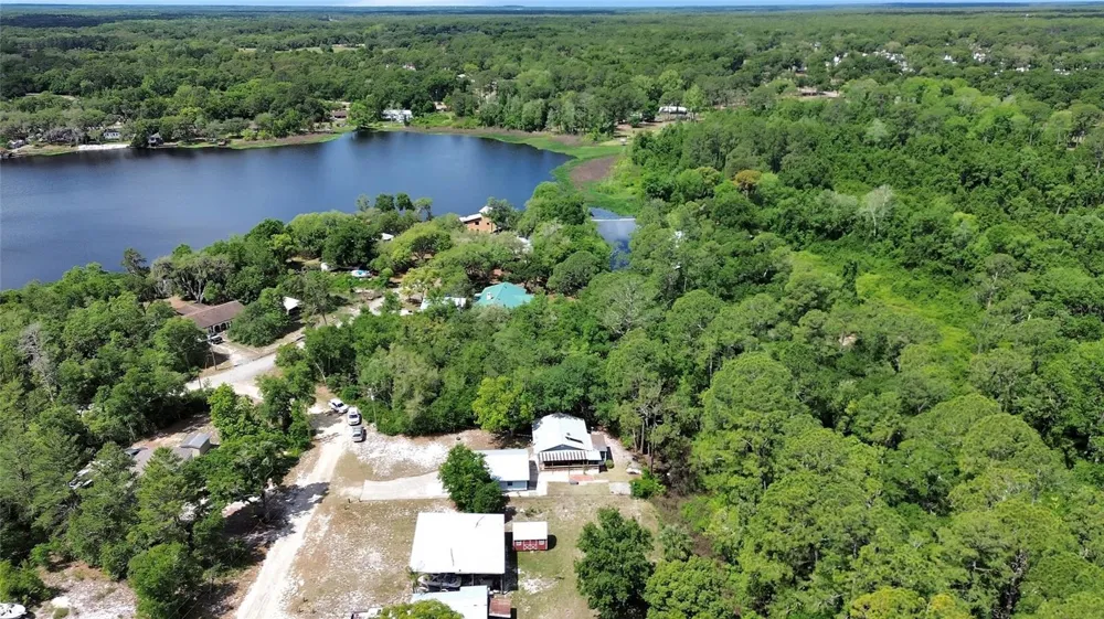 25801 BLUE LAKES DRIVE Paisley, FL 32767