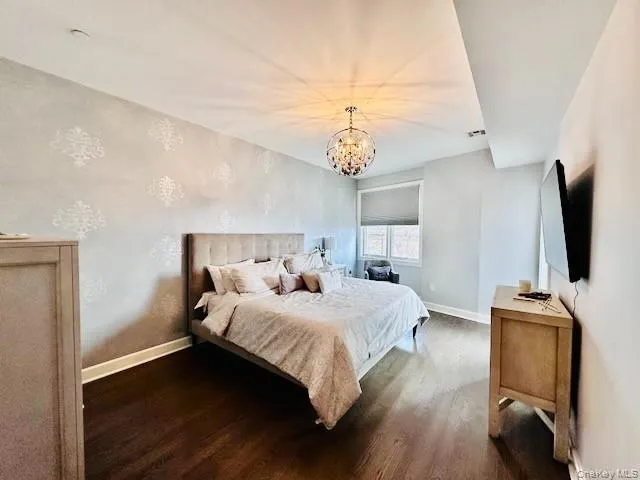 90 Bay Street Landing #4J Staten Island, NY 10301