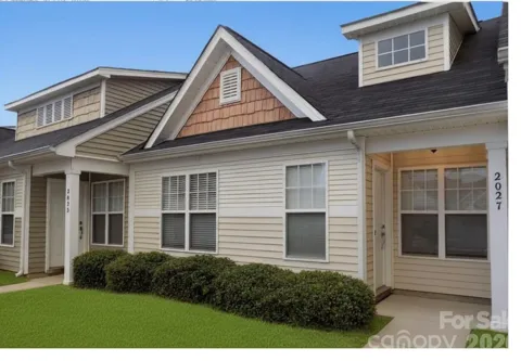 2027 Shady Pond Drive #174