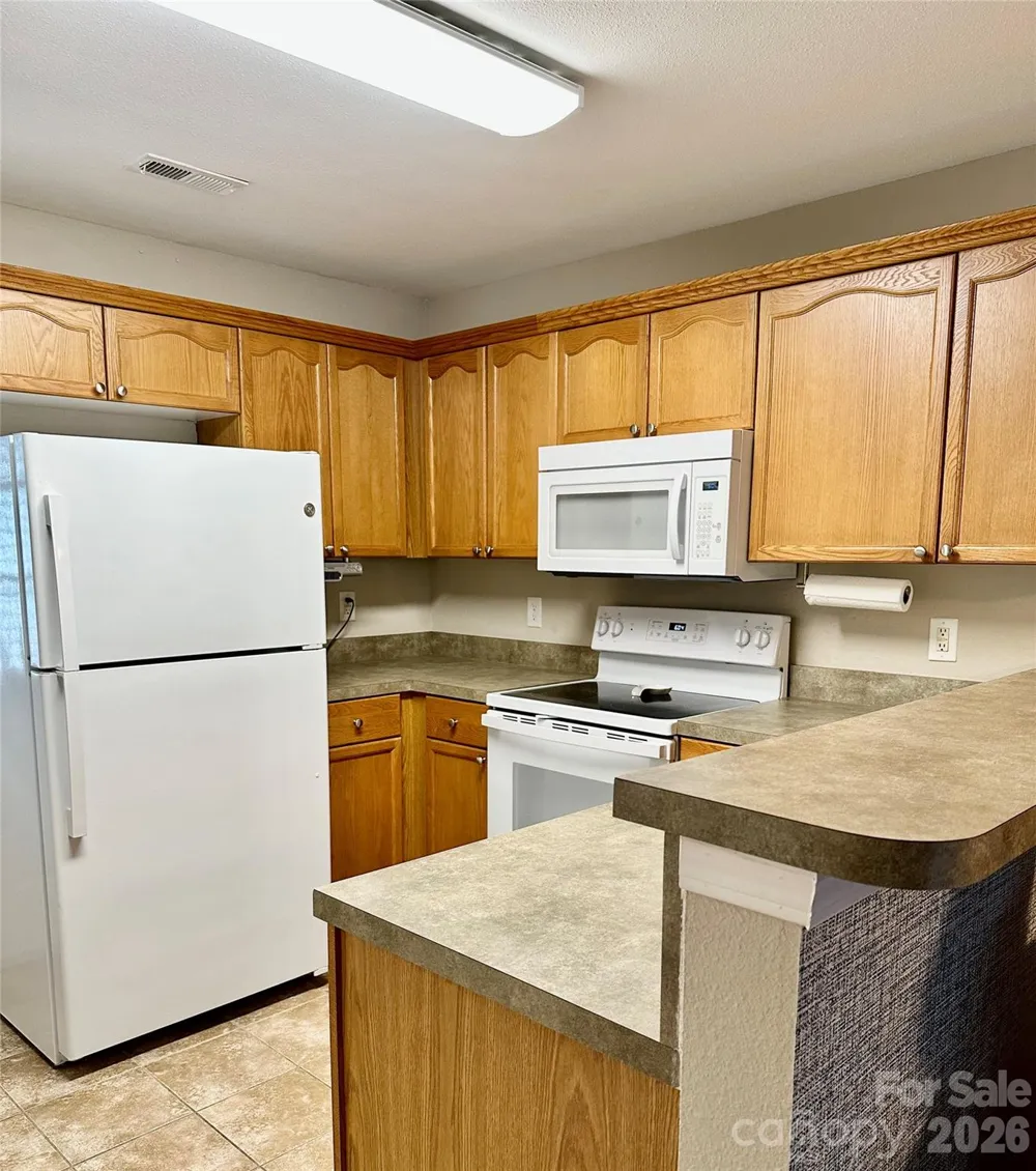 2027 Shady Pond Drive #174 Clover, SC 29710