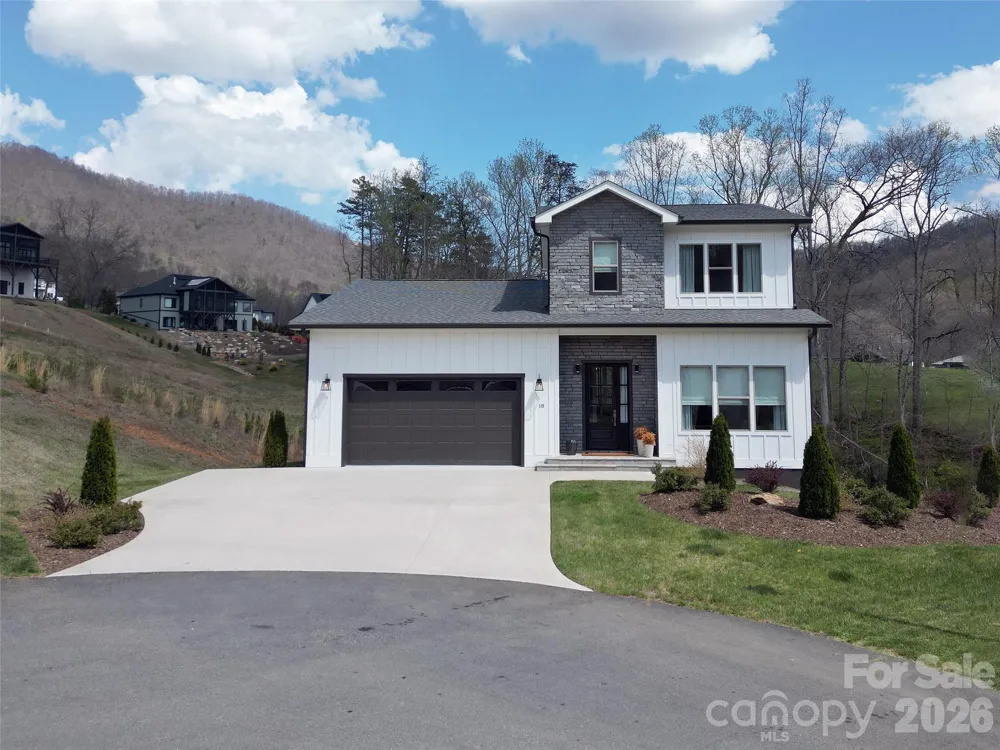 18 Sagewood Drive Candler, NC 28715
