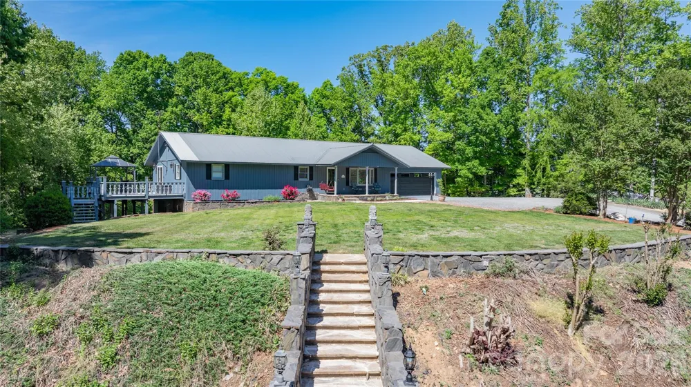 7362 Volunteer Rescue Road Denton, NC 27239