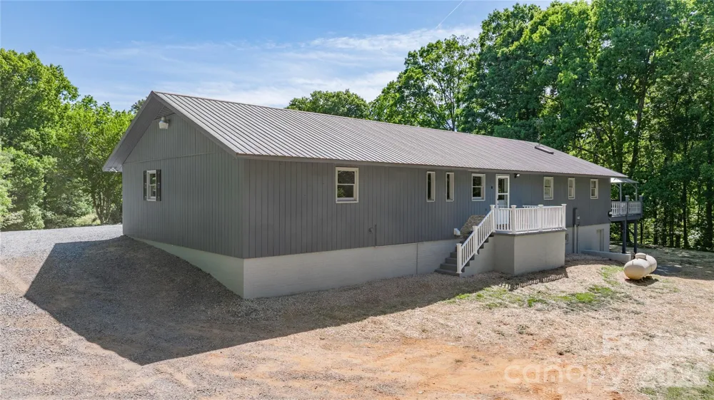 7362 Volunteer Rescue Road Denton, NC 27239