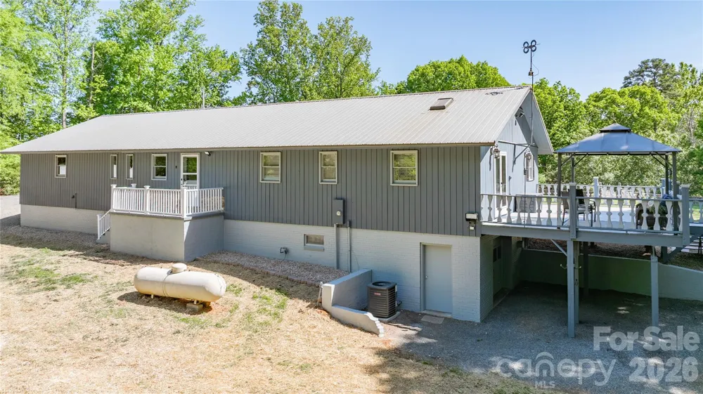 7362 Volunteer Rescue Road Denton, NC 27239